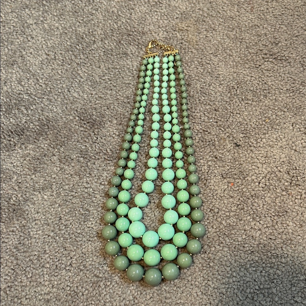 Chic Mint Green Beaded Necklace